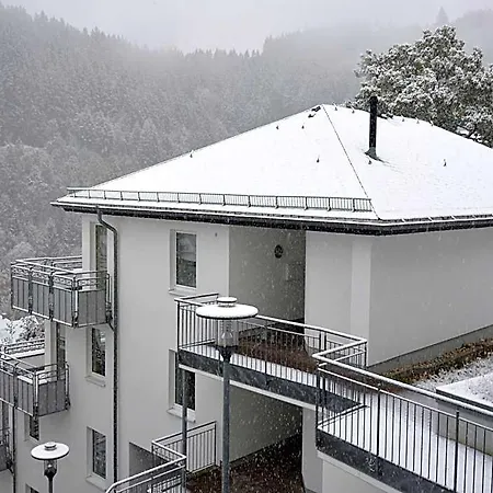 Hotel Modernes In Mit Balkon