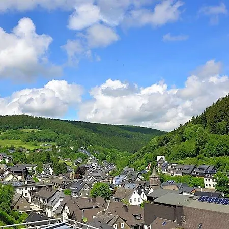 Modernes In Mit Balkon 4*